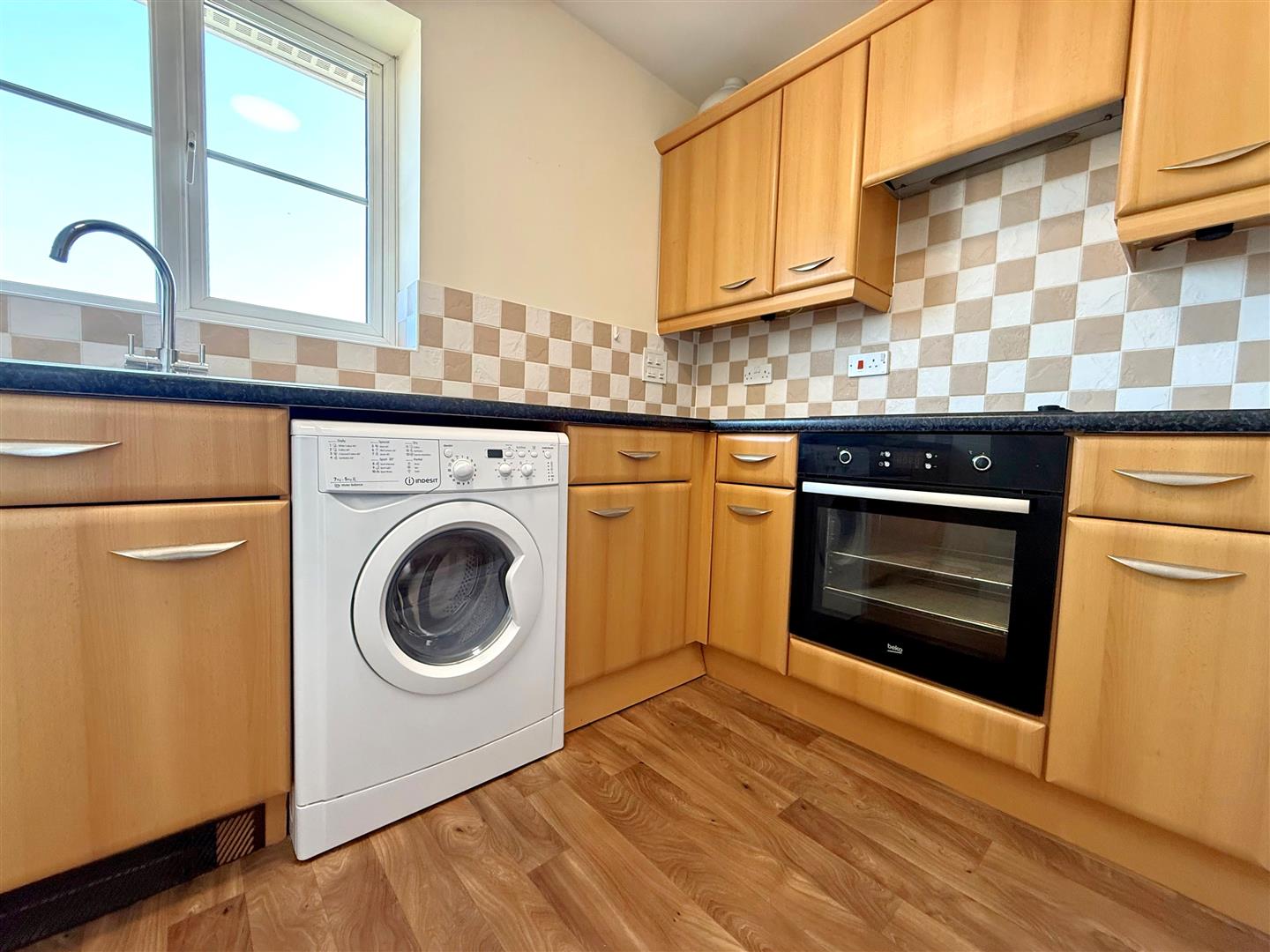 Flat Thyme Avenue in Fareham