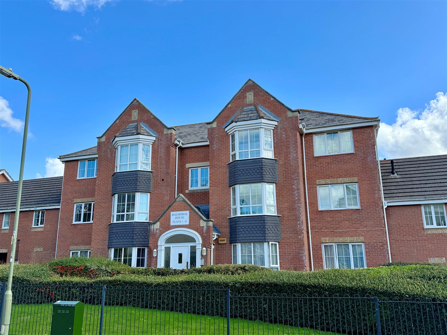 Flat Thyme Avenue in Fareham