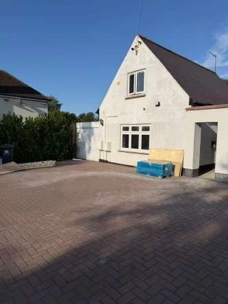 House Valley Drive in Gravesham