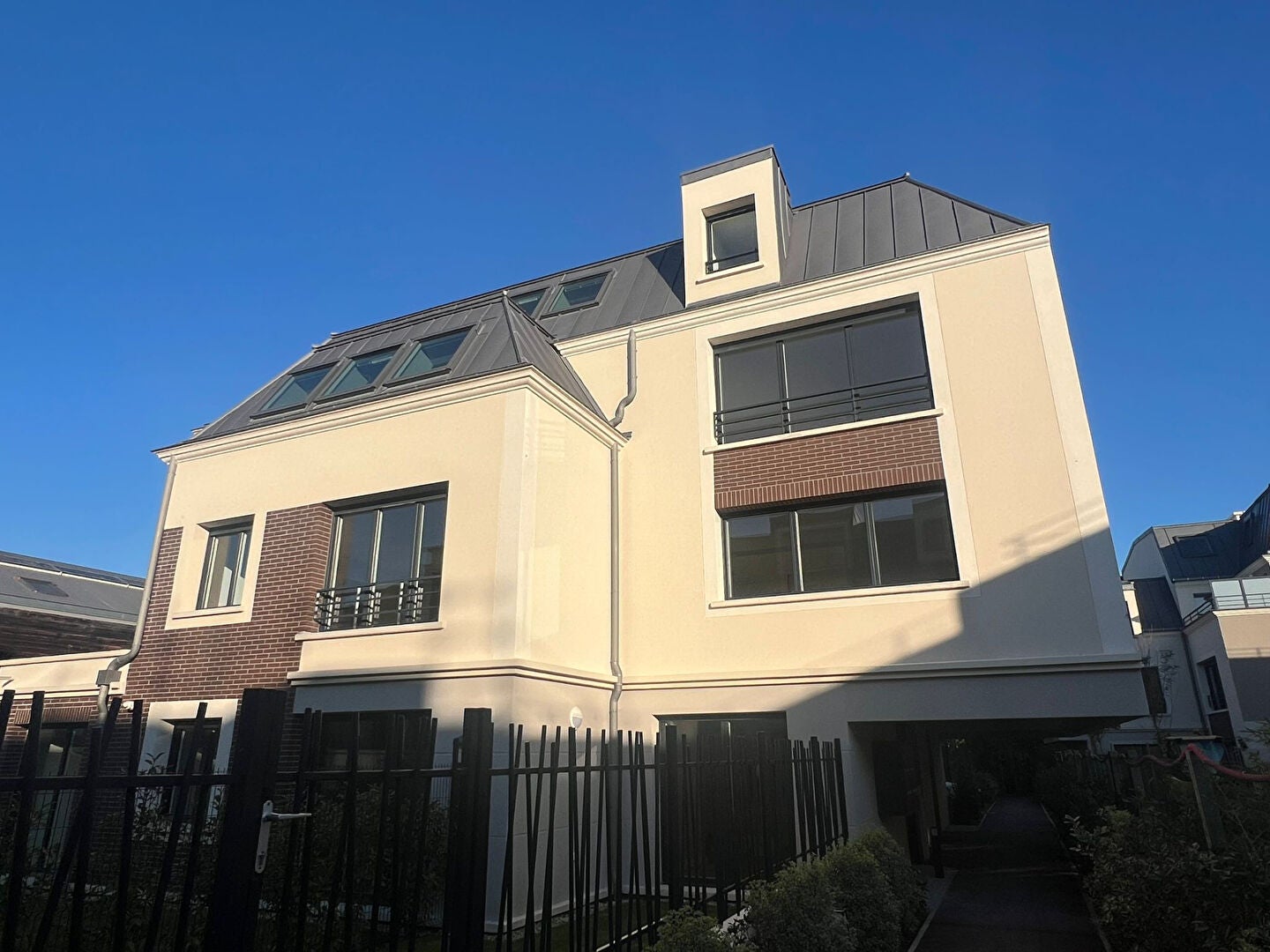 Flat Boulevard Émile Zola in Houilles