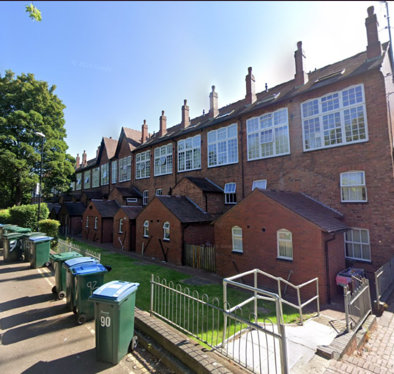 Flat Kirby Close in Coventry