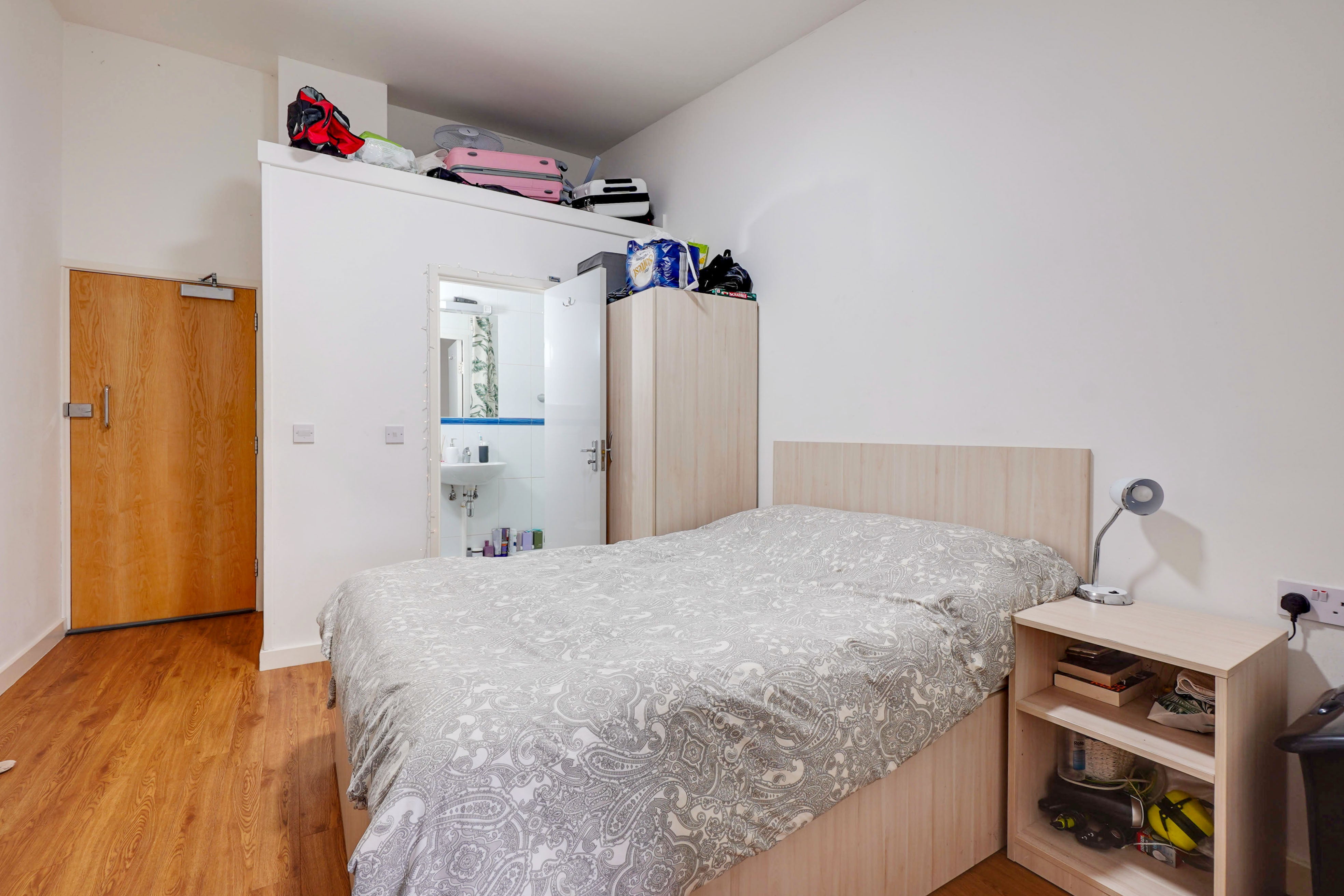 Flat Sturry Road in Canterbury