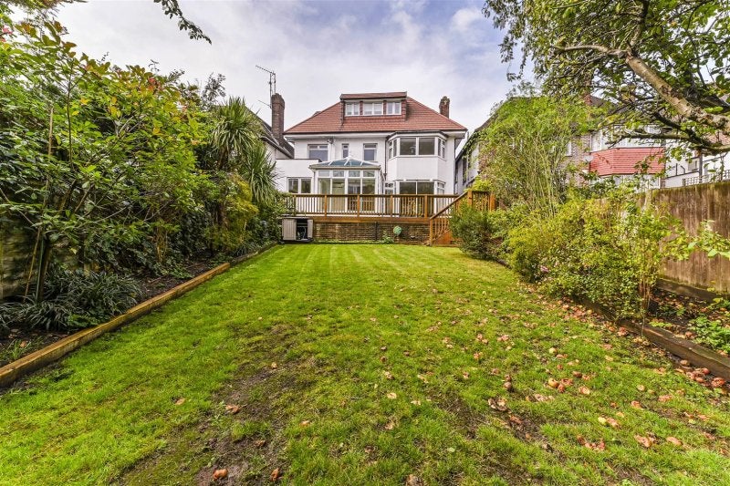 House Finchley Road in Greater London