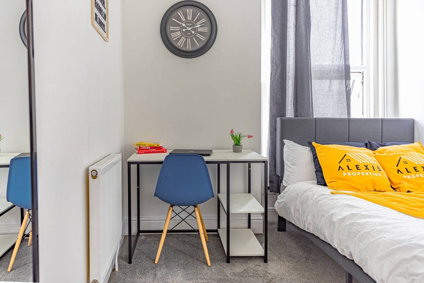 Room Manners Road in Portsmouth