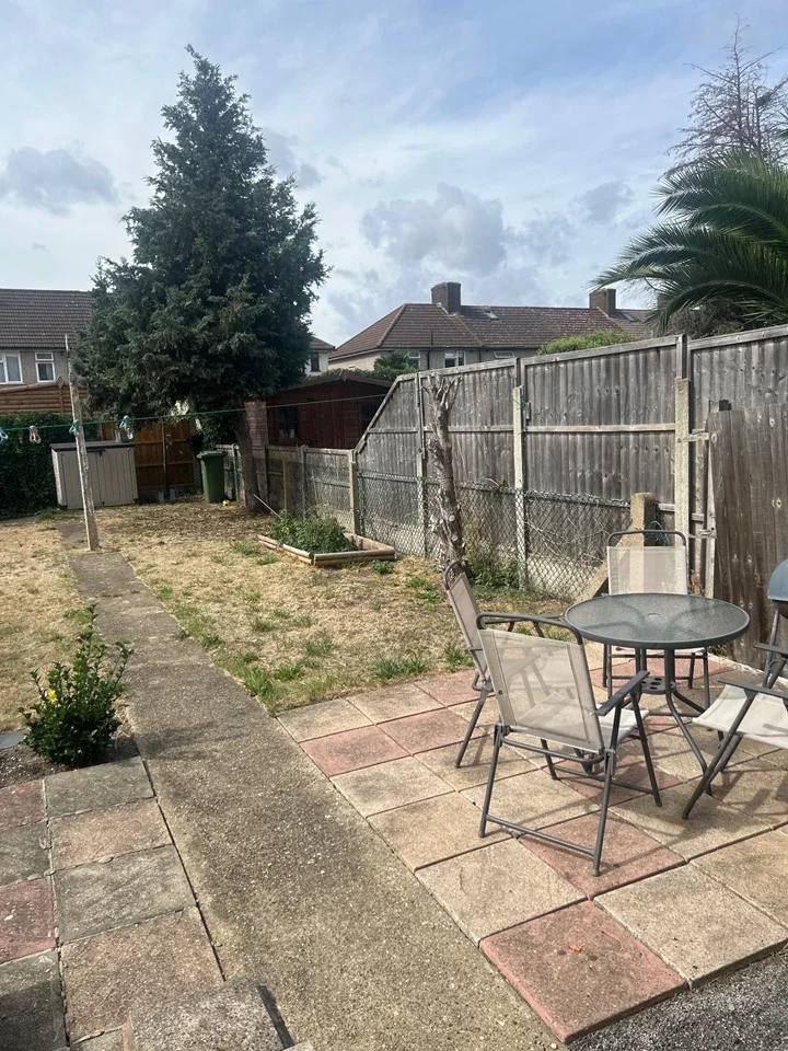 Room Lullington Road in Greater London