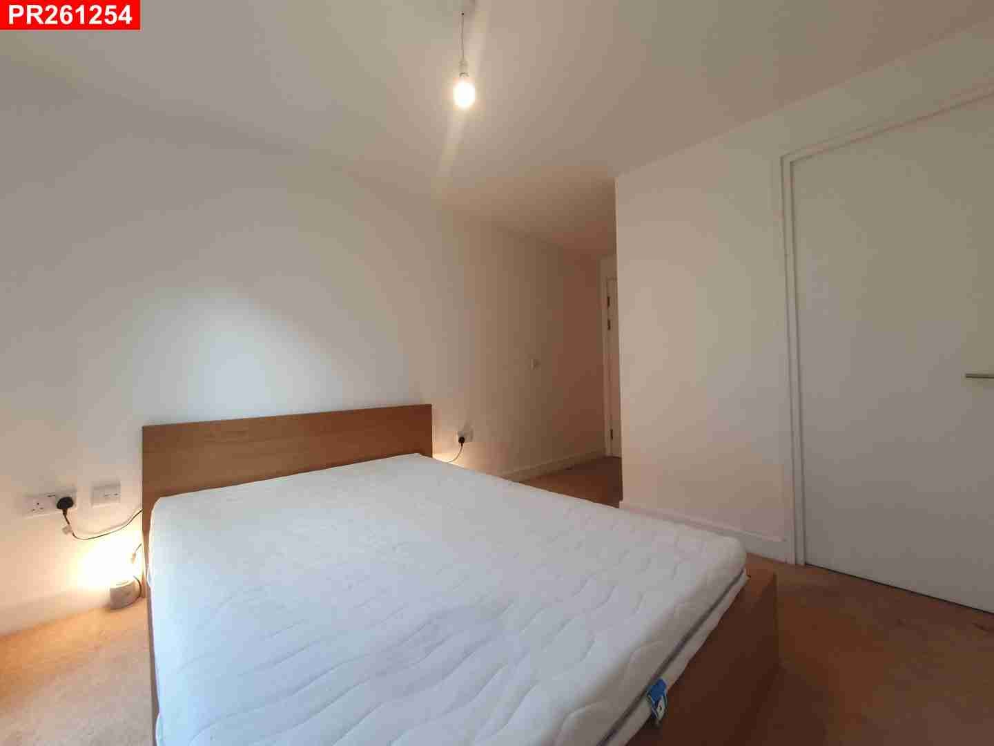 Flat Berry Hill in Taplow
