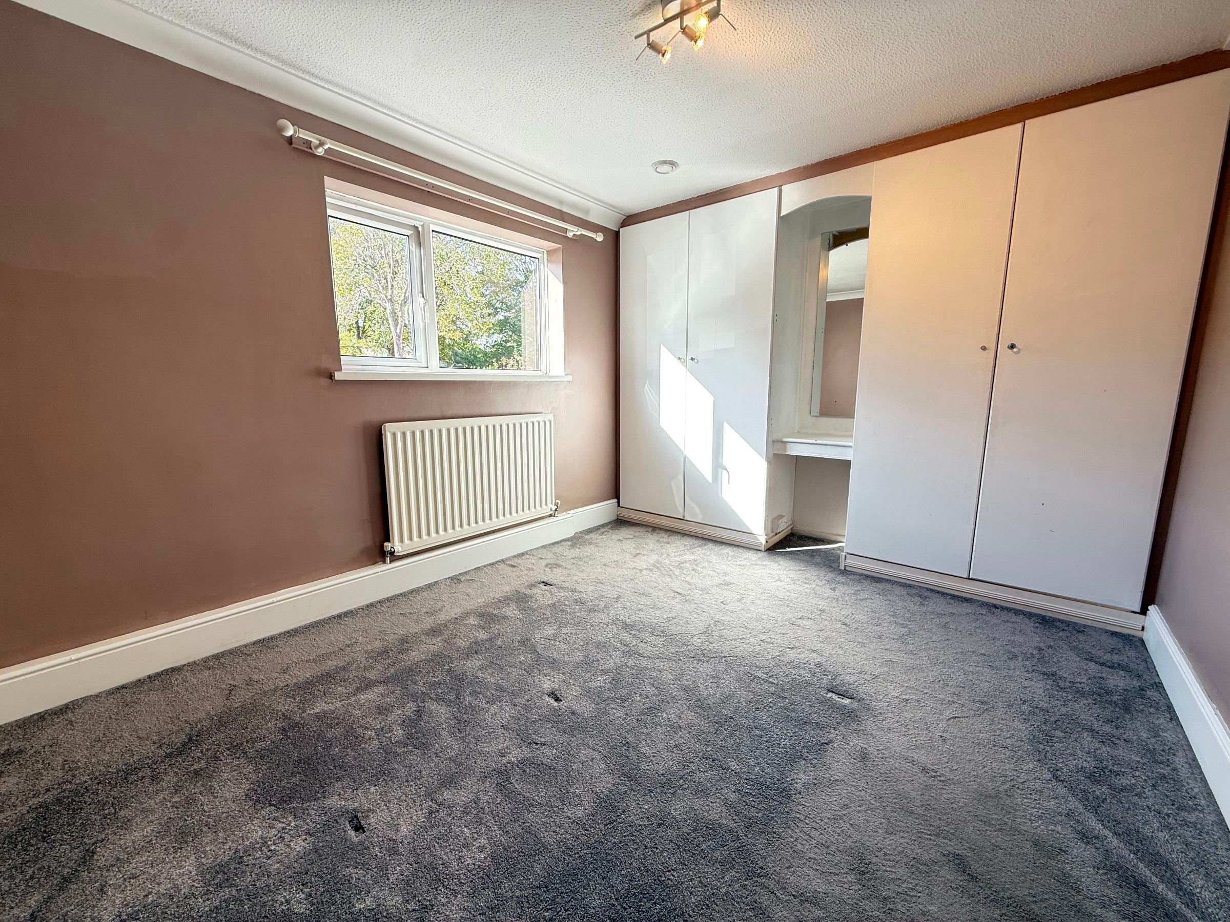 Flat Wootton Road in Bristol