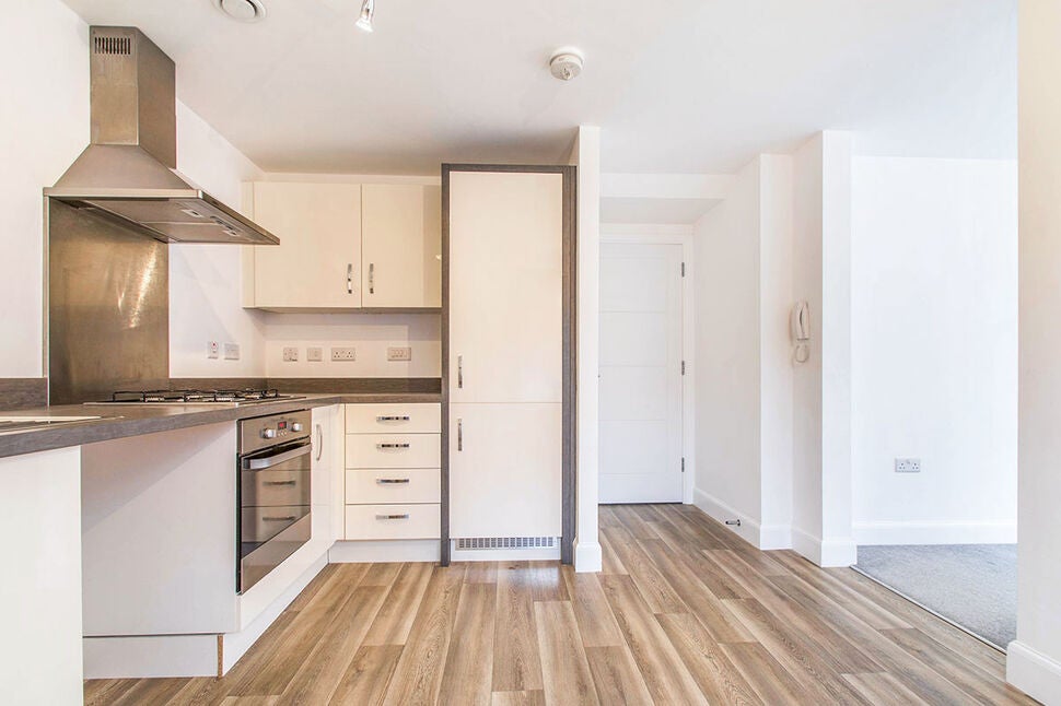 Flat Scampston Drive in Leeds