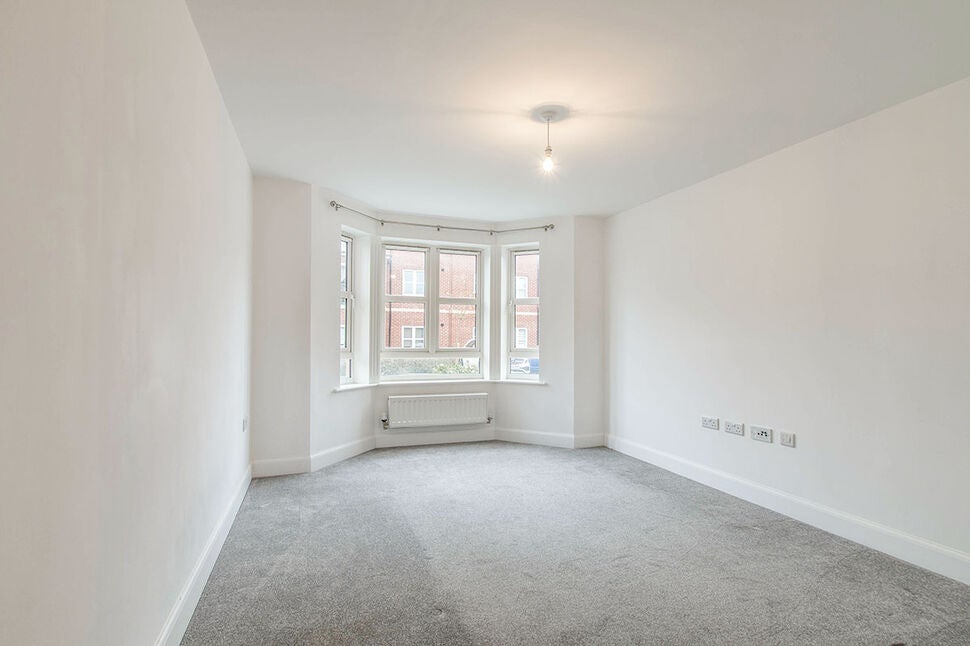 Flat Scampston Drive in Leeds