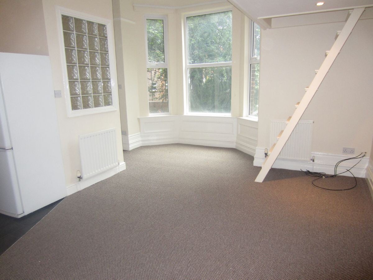 Flat Demesne Road in Manchester