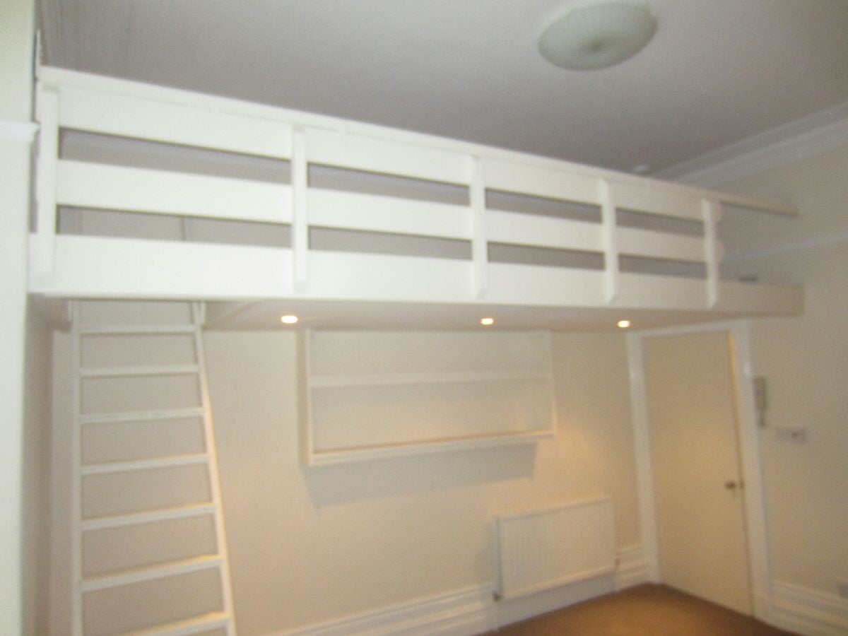 Flat Demesne Road in Manchester