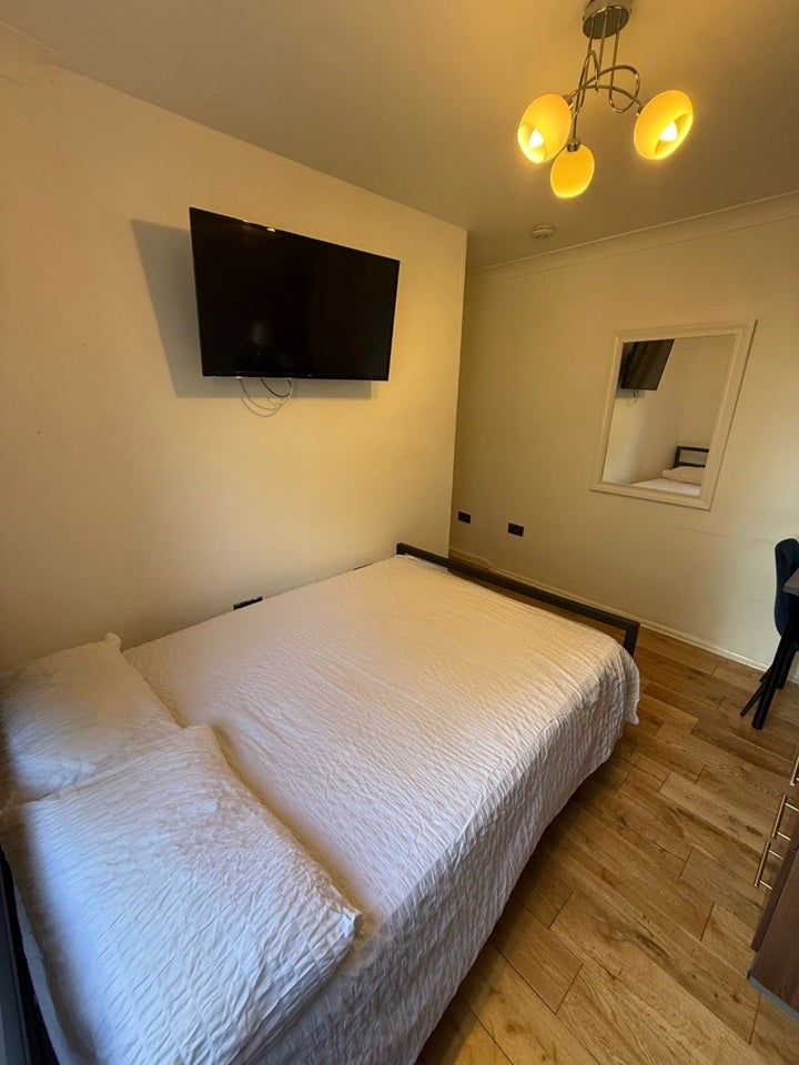 Room Swanton Gardens in Greater London