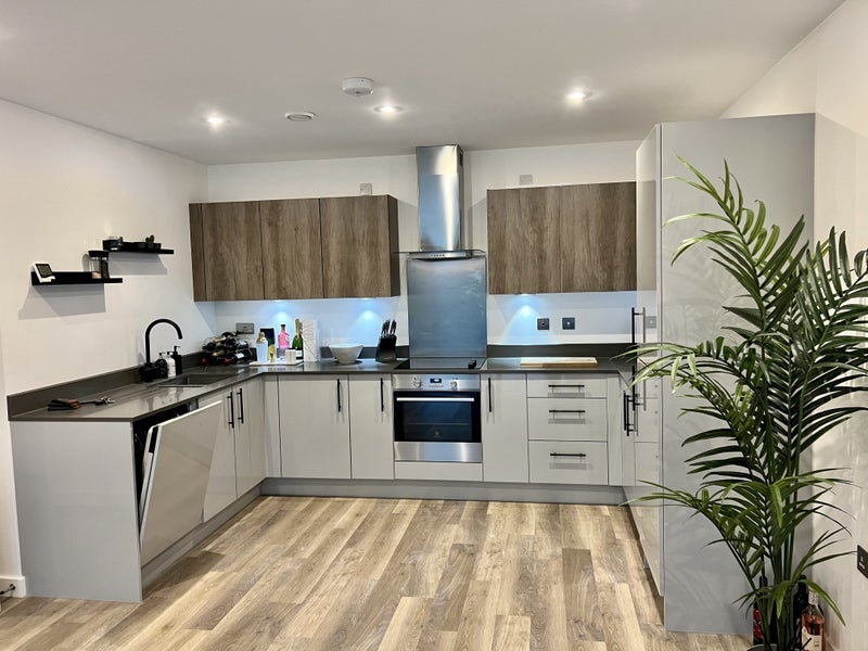 Flat Hazel Lane in Greater London