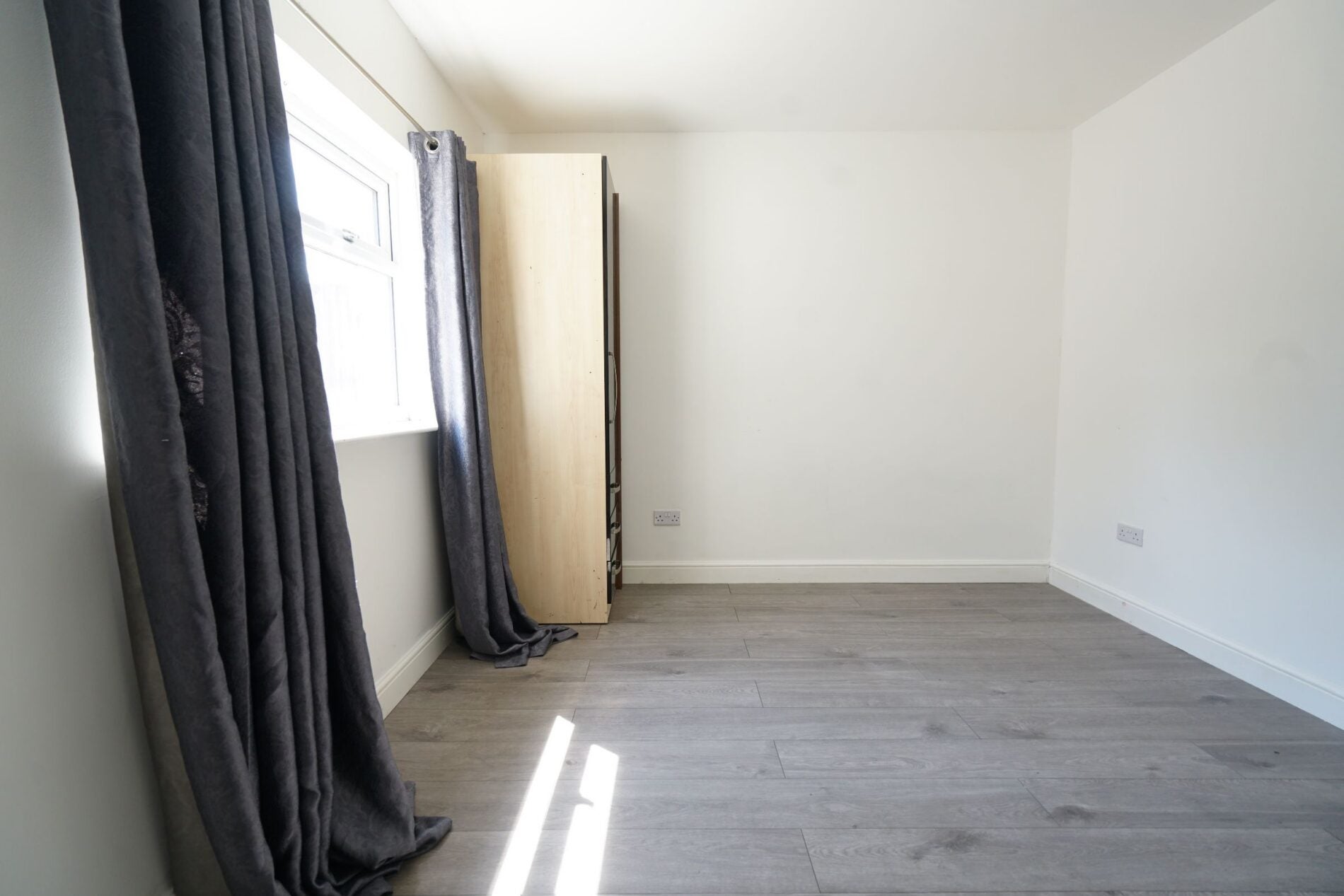 House Manser Road in Greater London