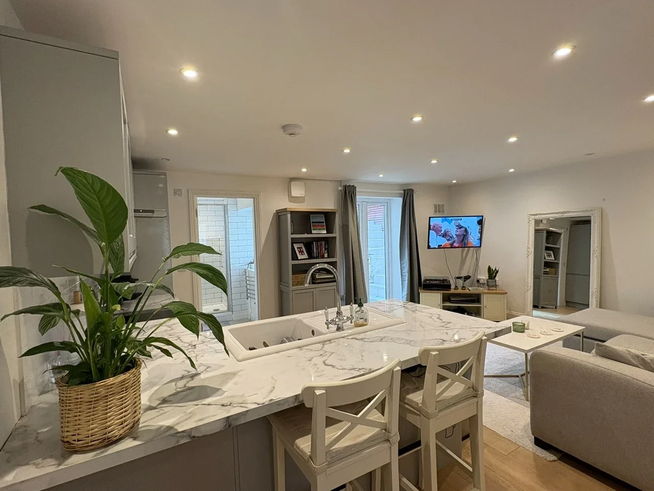 Flat Limes Grove in Greater London