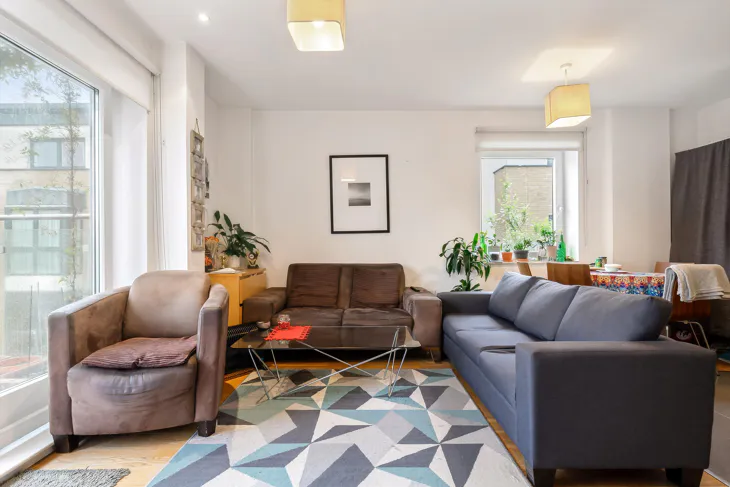 Flat Forge Square in Greater London