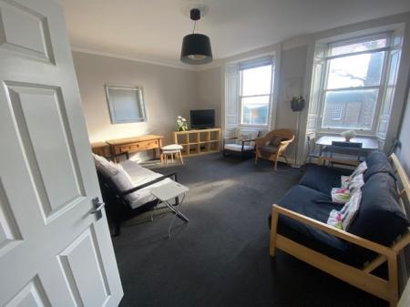 Flat Nethergate in Dundee