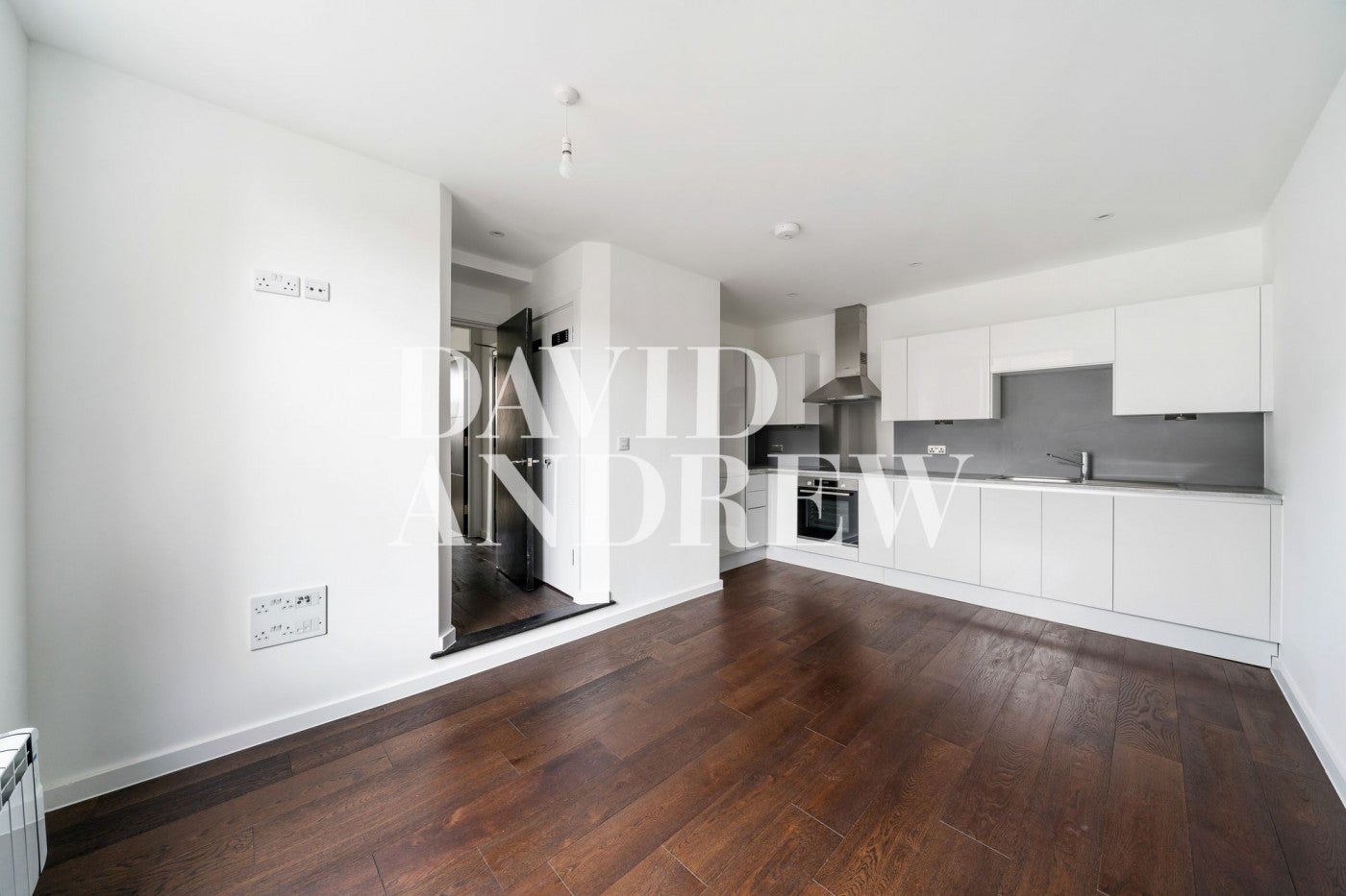 Flat Princess Crescent in Greater London