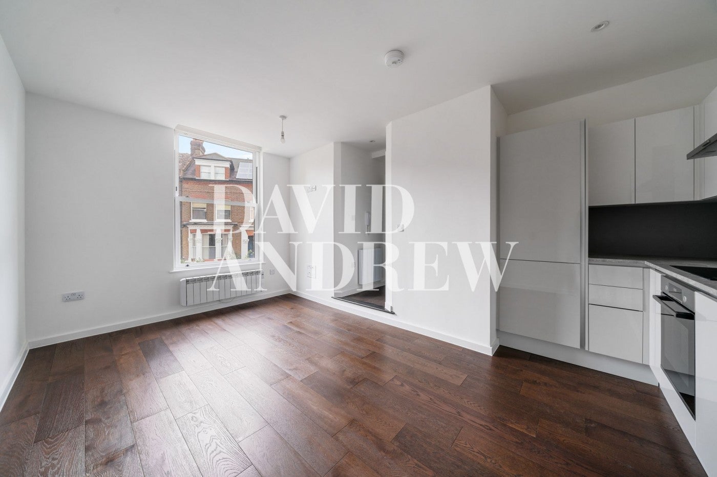 Flat Princess Crescent in Greater London