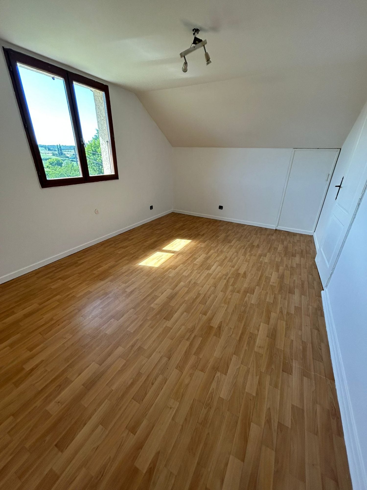 Maison Route d'Éclose à Éclose