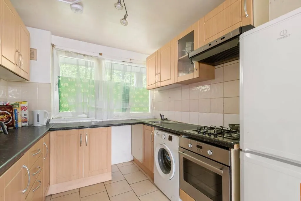 Flat Bemerton Street in Greater London