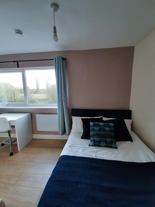 Room Ventnor Close in Coventry