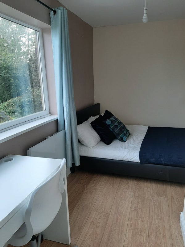 Room Ventnor Close in Coventry