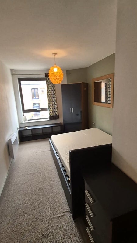 Flat Ducie Street in Manchester
