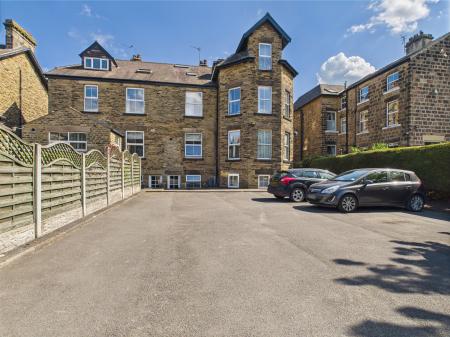 Flat East Parade in Harrogate