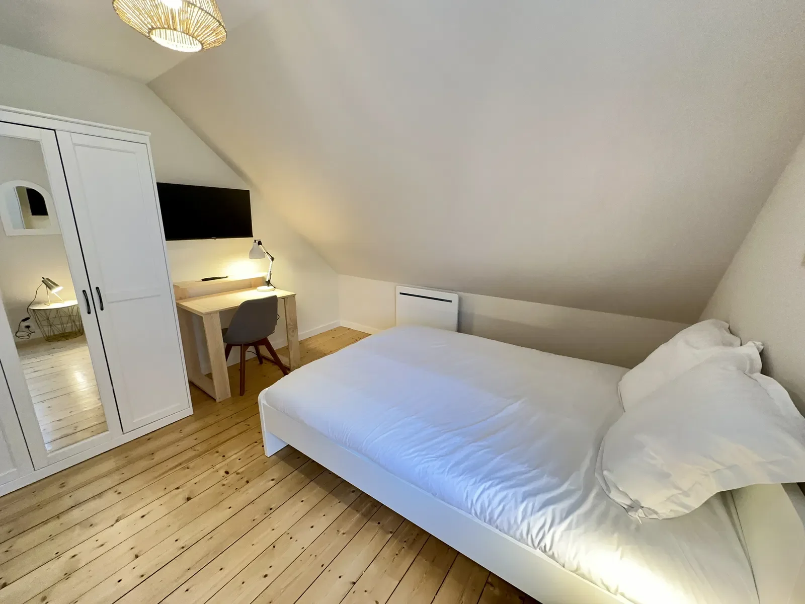 Chambre Place de l'Église à Schiltigheim