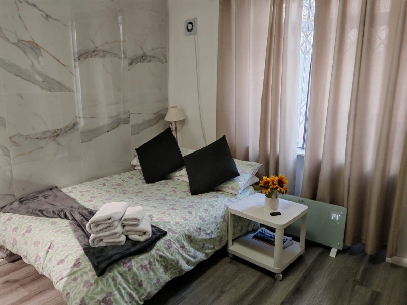 Flat Westbourne Gardens in City of Westminster