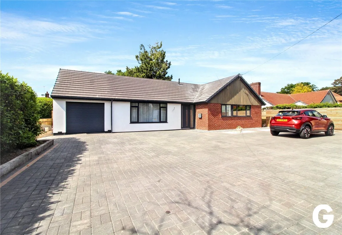 House Laurel Lane in St Leonards