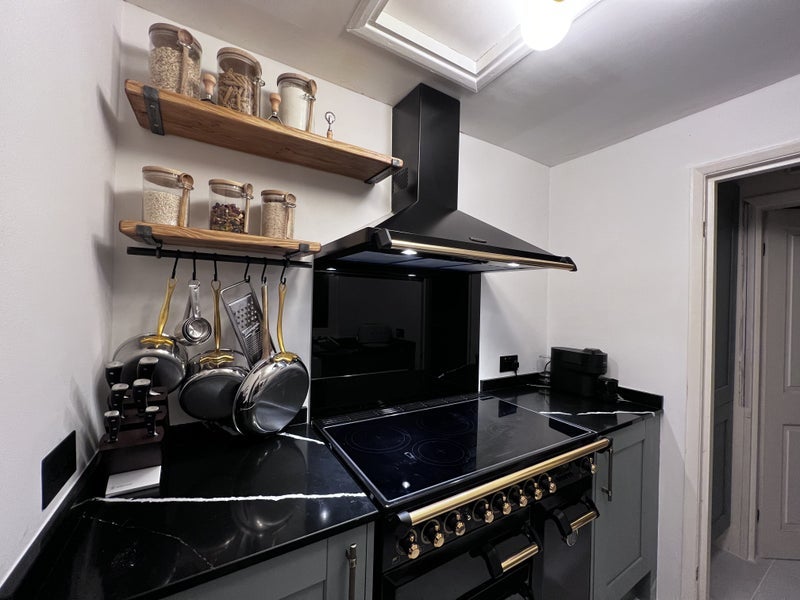Room Carberry Road in Greater London