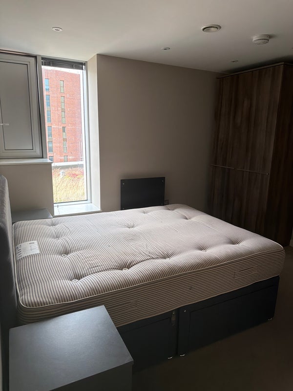 Room Tariff Street in Manchester