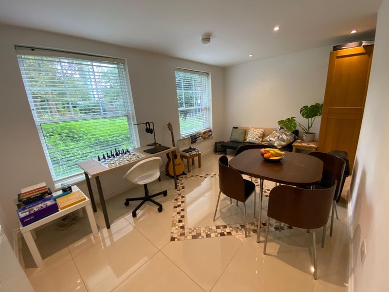 Room Black Prince Road in Greater London