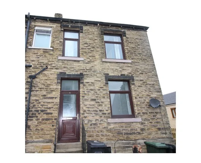 House Nabcroft Rise in Kirklees
