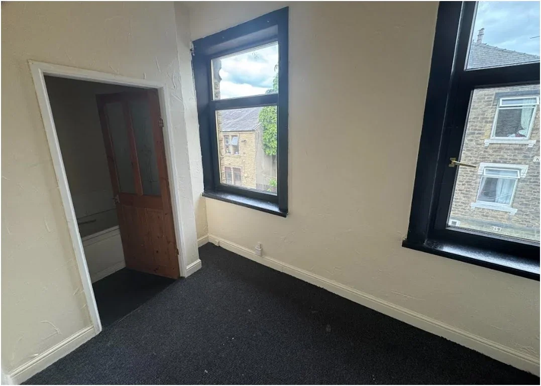 House Nabcroft Rise in Kirklees
