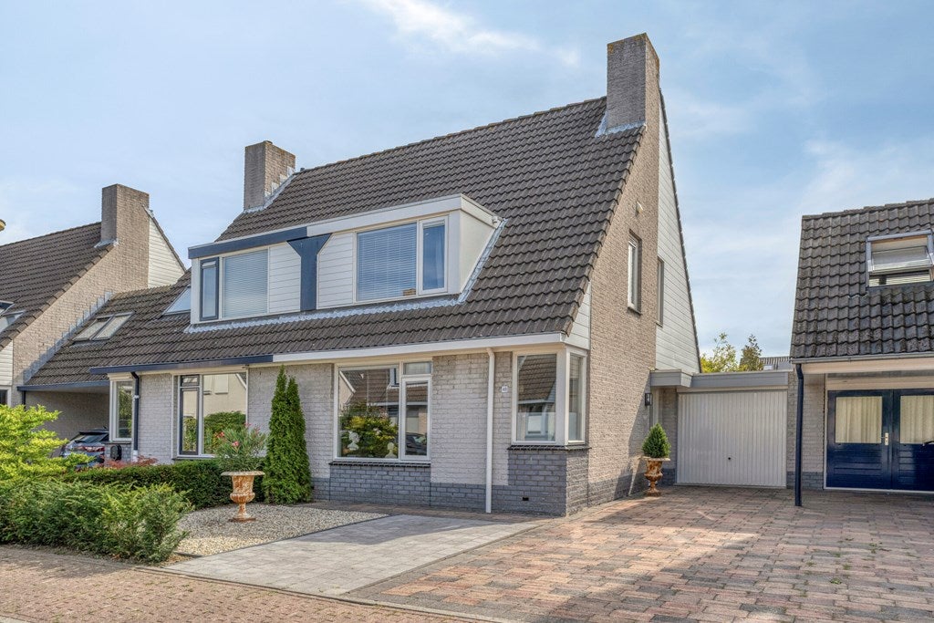 Huis Arnold van Lieropstraat 48 in Steenbergen