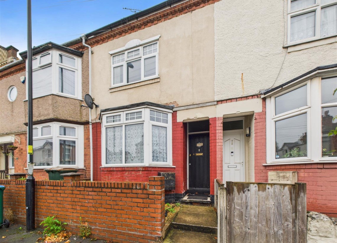 House Kingsland Avenue in Coventry