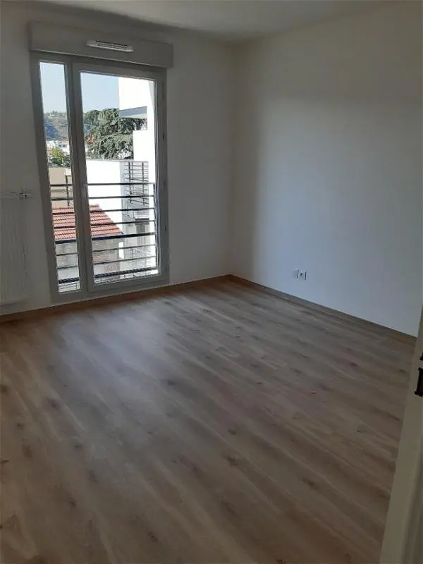 Appartement Rue du 11 Novembre à Vienne