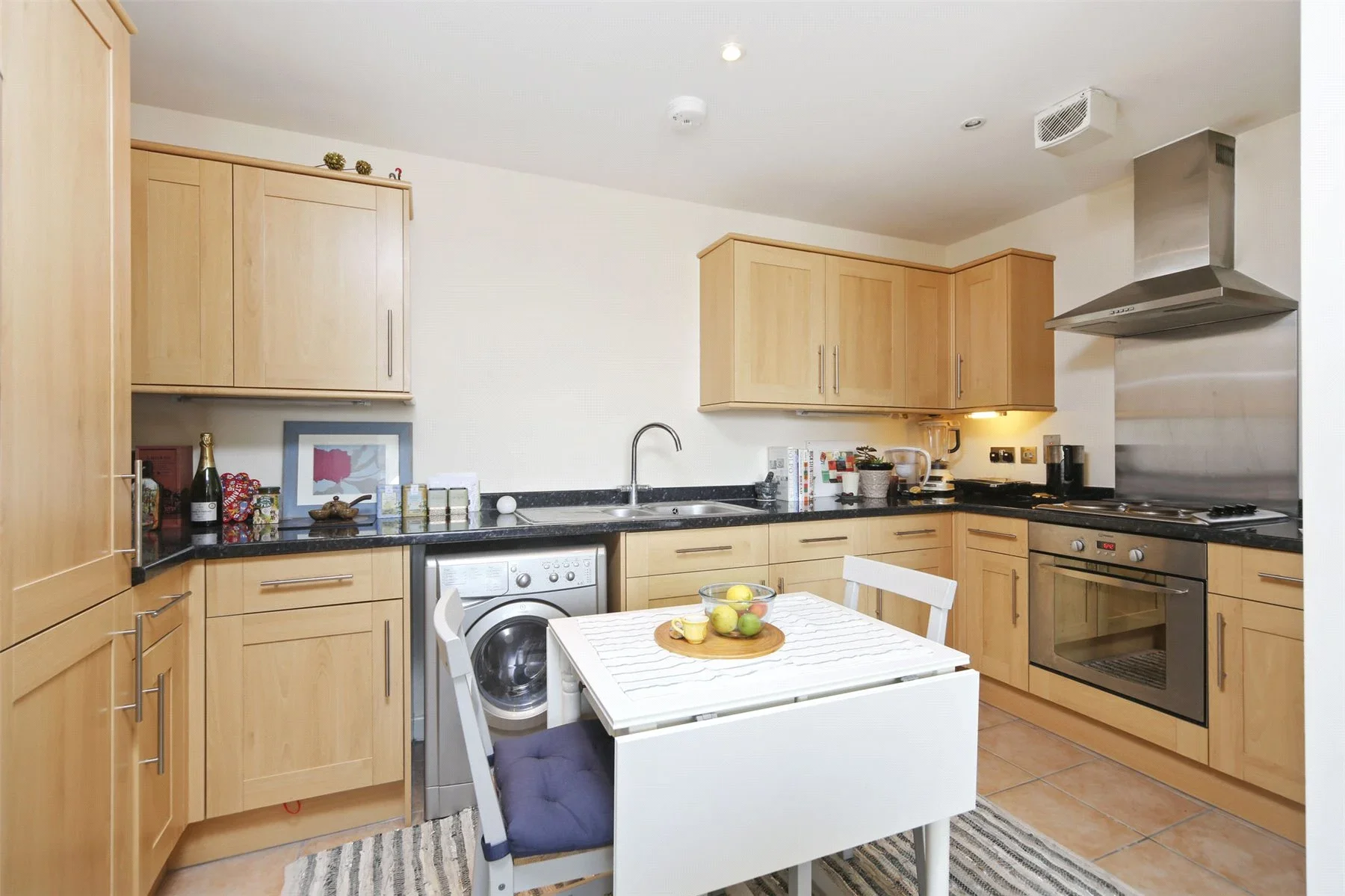 Flat Banning Street in Greater London