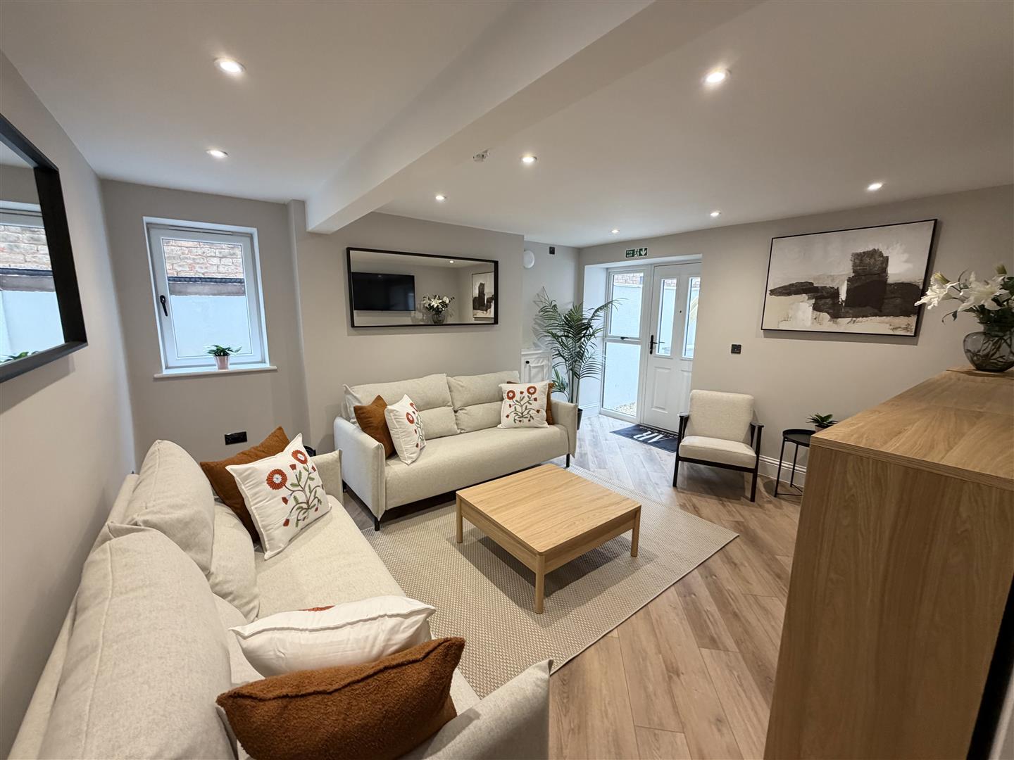 Room Whetstone Lane in Birkenhead