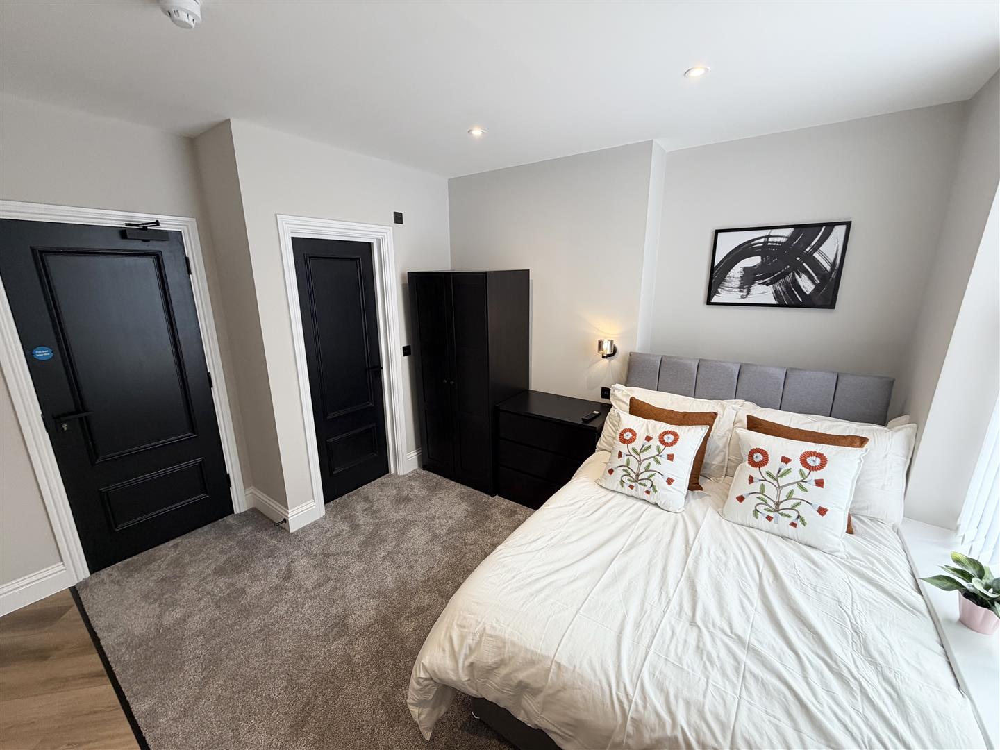 Room Whetstone Lane in Birkenhead