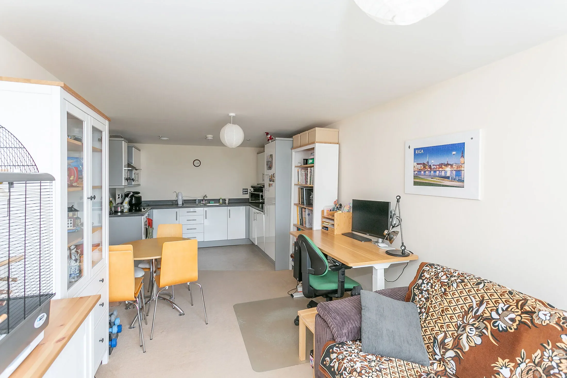 Flat Bentine Lane in Watford