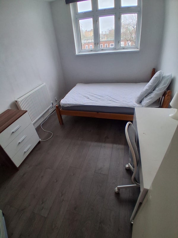 Room Morant Street in Greater London