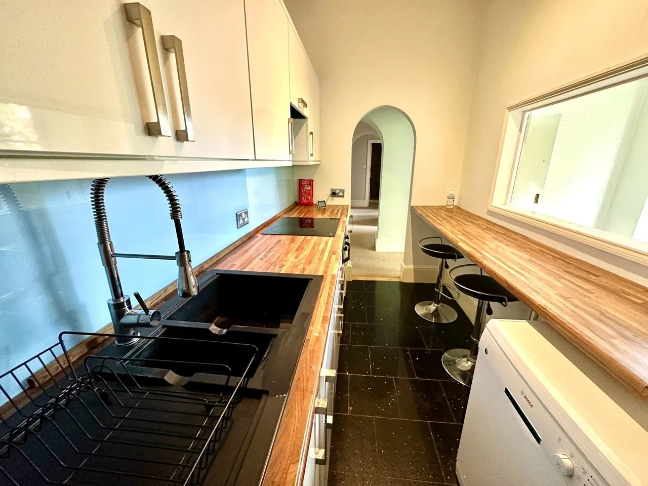 Flat Shortlands Grove in Greater London