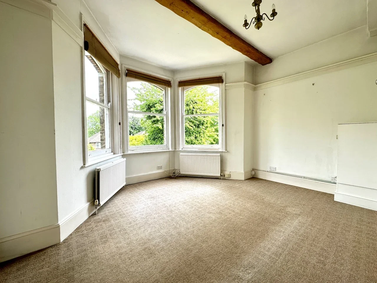 Flat Shortlands Grove in Greater London