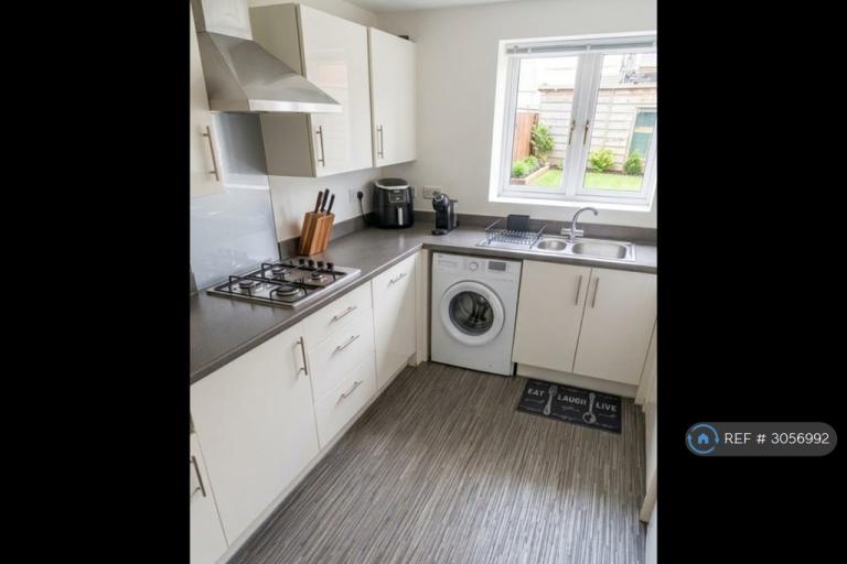Room Fen Street in Milton Keynes