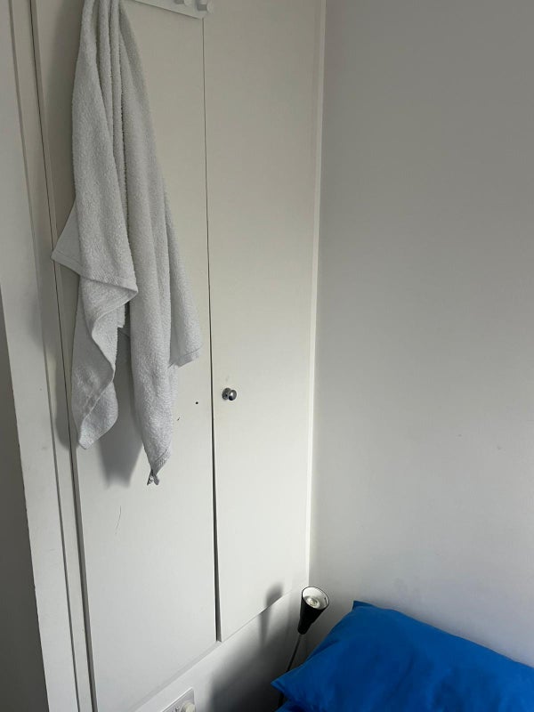Room Mina Road in Greater London