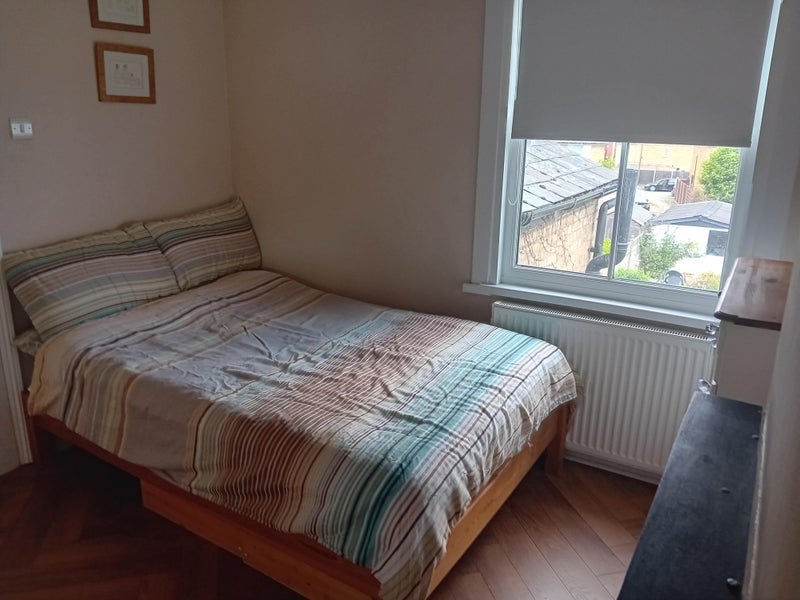 Room Sheering Mill Lane in Epping Forest